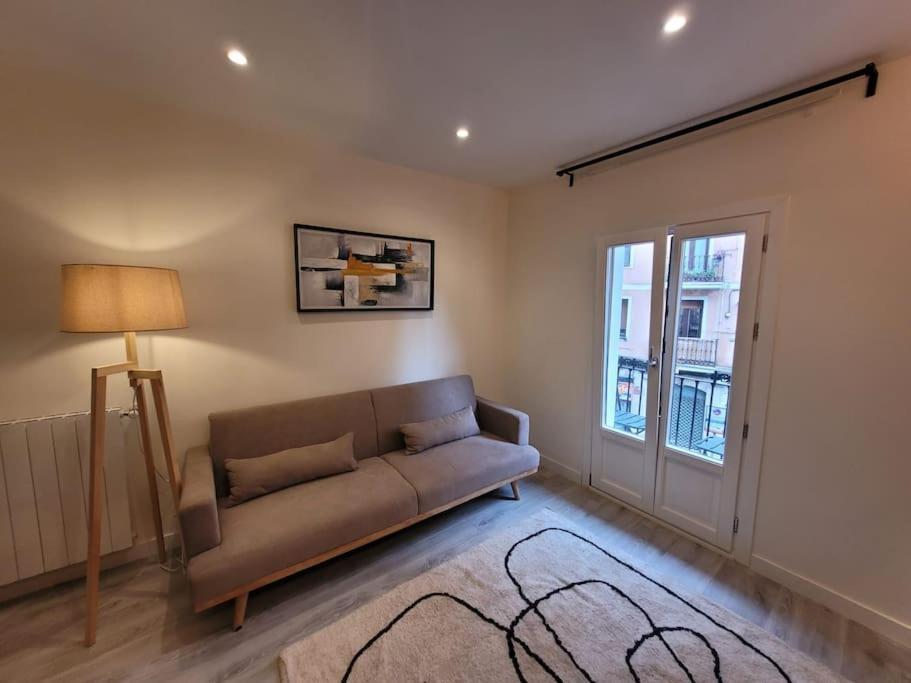 Piso Boutique A Un Minuto Del Casco Viejo Apartment Bilbao Exterior photo